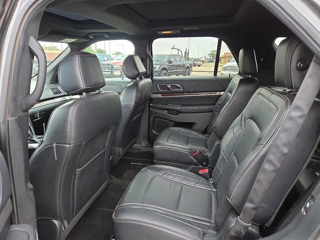 2017 Ford Explorer Platinum