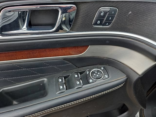 2017 Ford Explorer Platinum