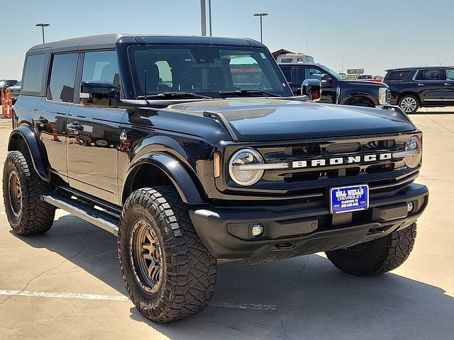 2023 Ford Bronco Base