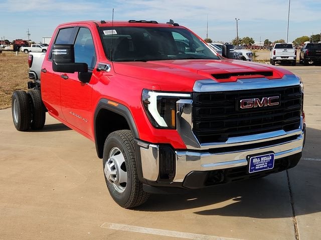2026 GMC Sierra 3500 HD Chassis Cab Pro