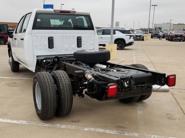 2026 GMC Sierra 3500 HD Chassis Cab Pro