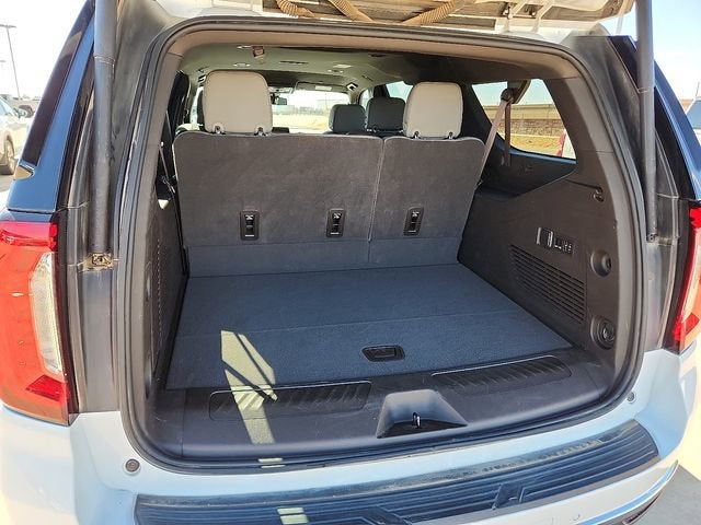 2022 GMC Yukon XL SLT