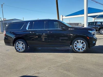 2023 Chevrolet Suburban High Country