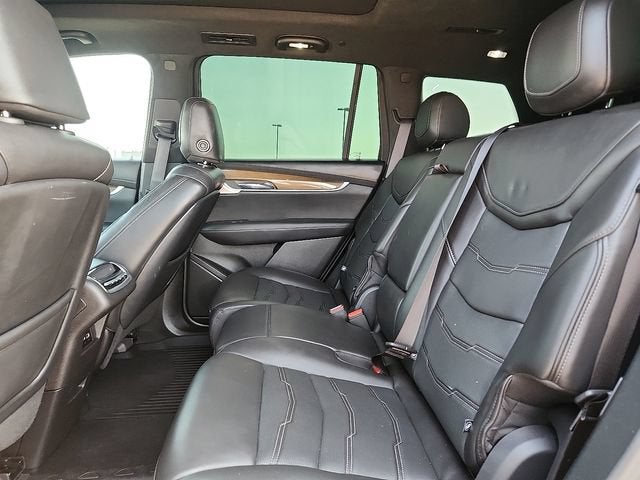 2022 Cadillac XT6 Sport
