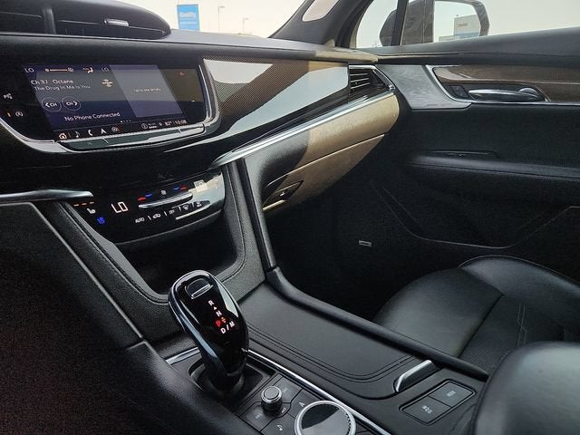 2022 Cadillac XT6 Sport