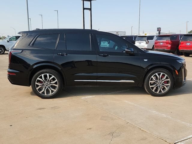2022 Cadillac XT6 Sport