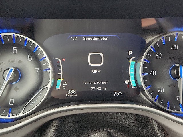 2025 Chrysler Pacifica Select