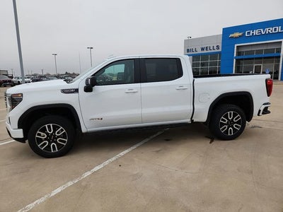 2025 GMC Sierra 1500 AT4