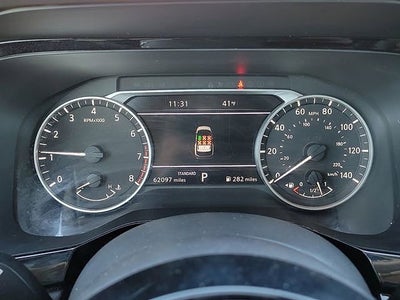 2022 Nissan Pathfinder SL