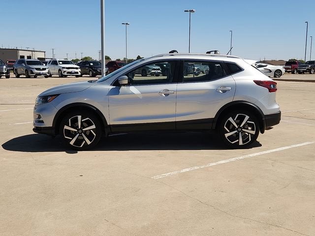 2022 Nissan Rogue Sport SL