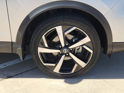 2022 Nissan Rogue Sport SL