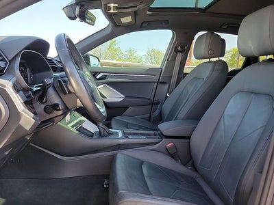2021 Audi Q3 S line Premium